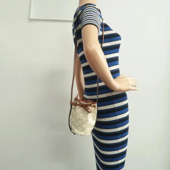 100% Authentic CELINE Drawstring Bucket White Leather Shoulder Bag 1122-10424 - Picture 12 of 12